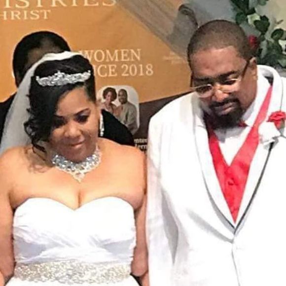 Meet your Posher, Tanya - Picture 1 of 1